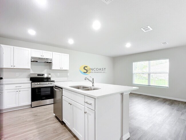 9 Untermeyer Place unit B, Palm Coast, FL 32164 - photo 4