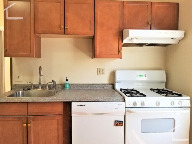 36 Pratt St unit 2, Allston, MA 02134 - photo 3