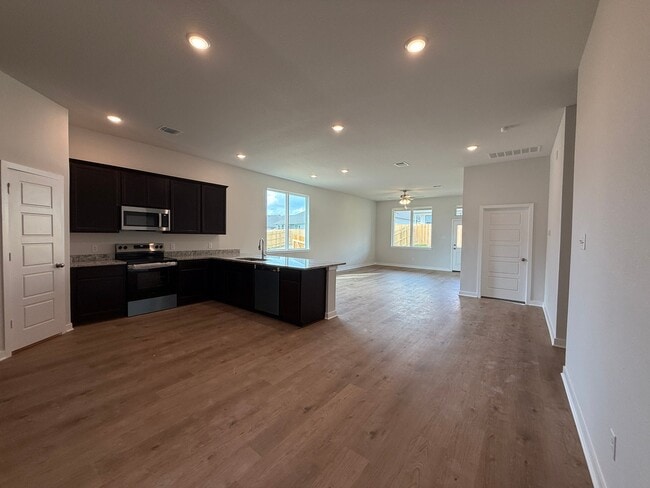 137 Arvil Dr, Killeen, TX 76542 - photo 2