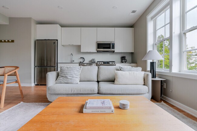 2210 Wisconsin Ave NW unit FL4-ID1226, Washington, DC 20007 - photo 2