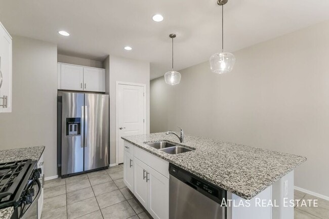 10695 W Dickerson Dr, Marana, AZ 85653 - photo 6