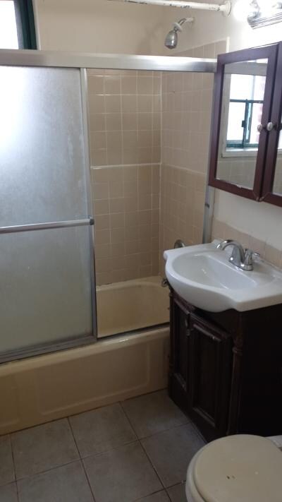 1540 Unionport Rd, Bronx, NY 10462 - photo 3