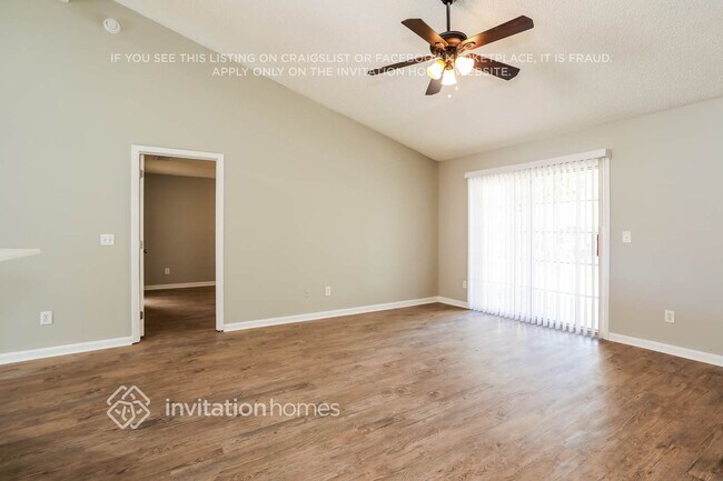 1736 Northglen Cir, Middleburg, FL 32068 - photo 4