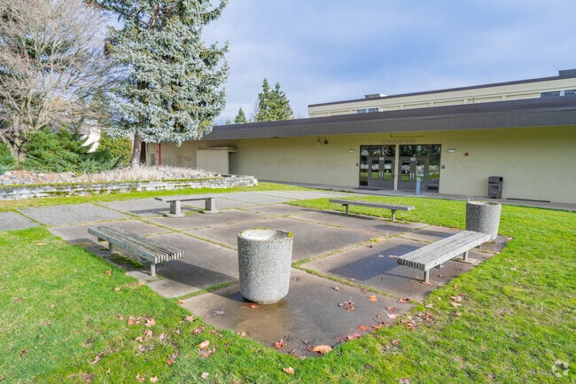 Ringdall Junior High School