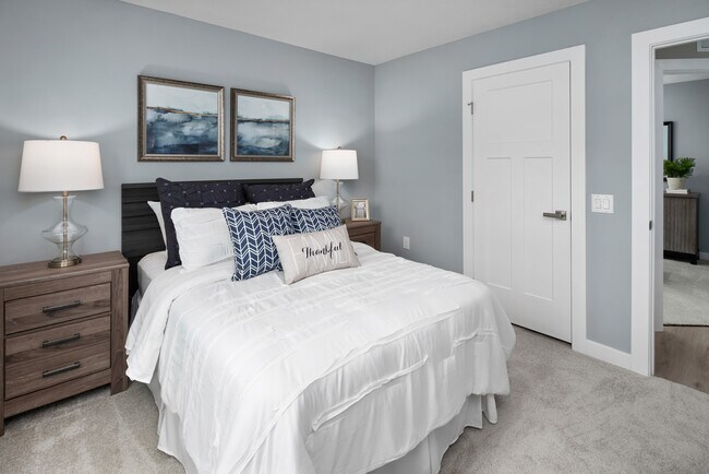 1009 Horse Whisper Run unit 36924388, Landrum, SC 29356 - photo 7