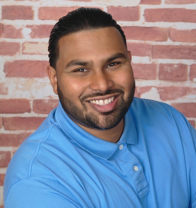 Agent Photo
