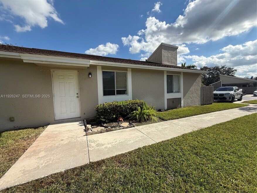 15749 Woodgate Ct, Sunrise, FL 33326 - photo 1