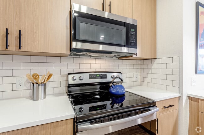 Peakline at Copperleaf, Aurora, CO 80015 - photo 5