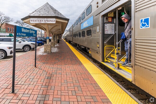 The Western Springs Metra stop connects Indian Head Park to Chicago.