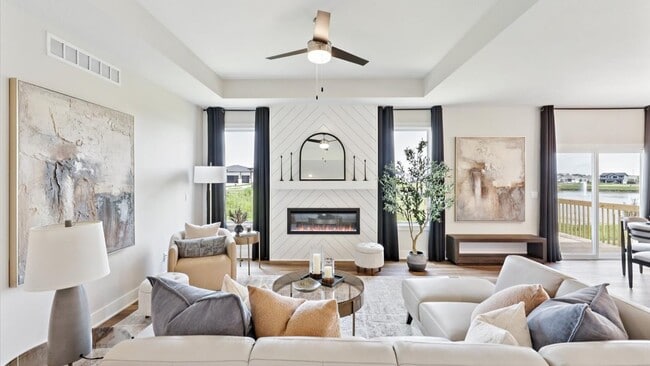 605 NW Concord Ln, Waukee, IA 50263 - photo 2