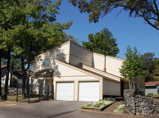 4361 Tchulahoma Rd, Memphis, TN 38118