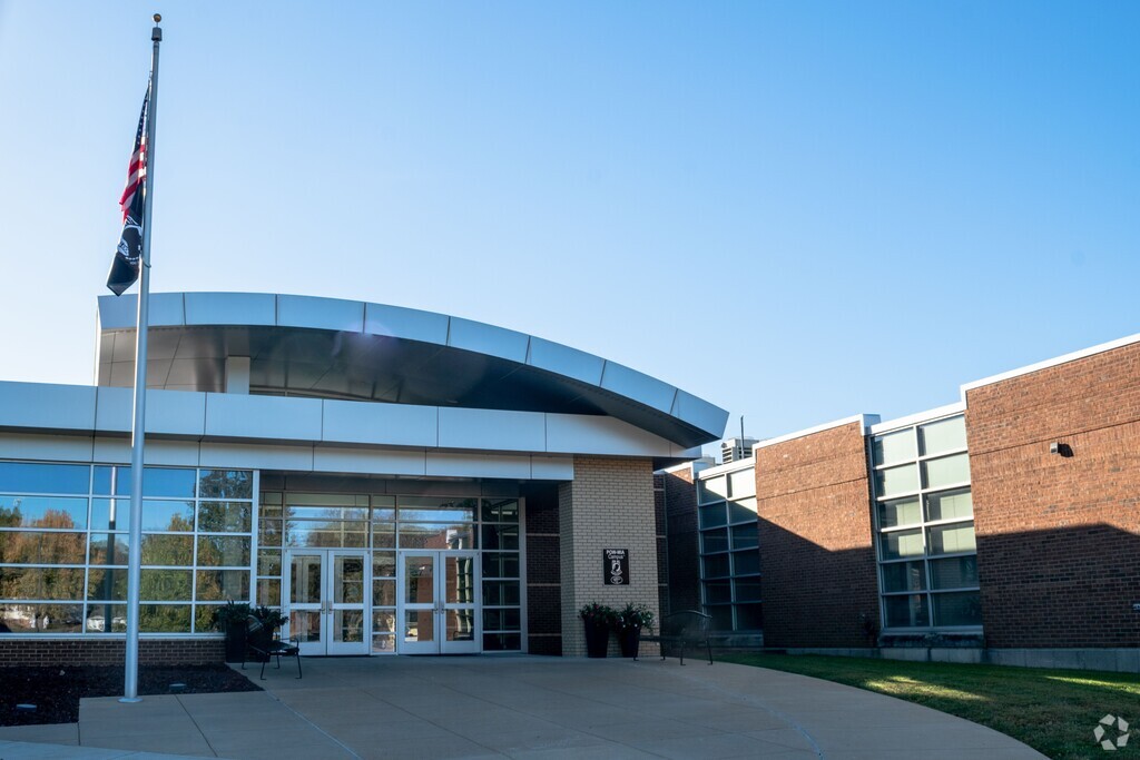 Herculaneum High School, Herculaneum MO Rankings & Reviews - Homes.com