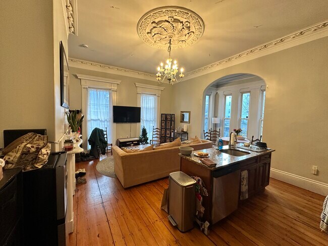 135 Hillside St unit 2, Boston, MA 02120 - photo 4