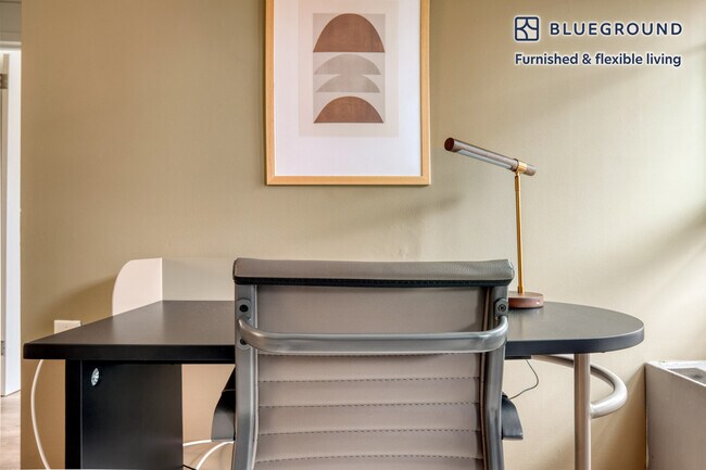 270 Babcock St unit FL1-ID823, Boston, MA 02215 - photo 4