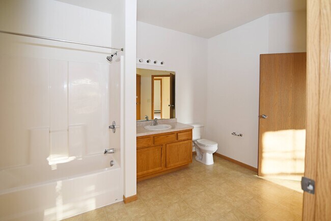 Cedar Ridge Apartments, Clearwater, MN 55320 - photo 5