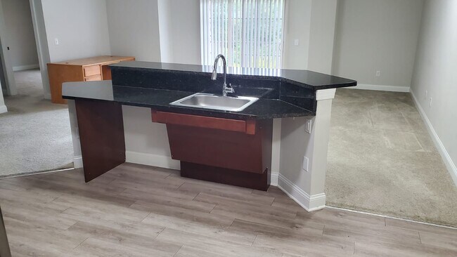 3000 Fountainview Cir unit 315, Newark, DE 19713 - photo 4