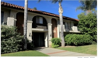 7057 Haskell Ave, Van Nuys, CA 91406