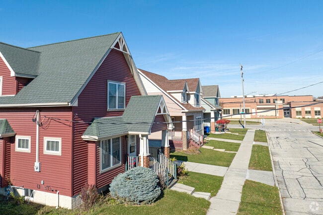 Lincoln Park homes are within walking distance of top-notch schools such as Brass Elementary.