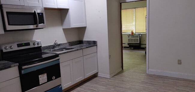 Elkins Park House unit 107A, Elkins Park, PA 19027 - photo 3