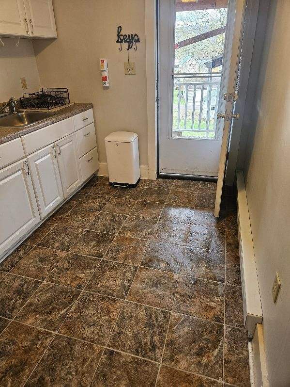 Kitchen and Entrance 338B
