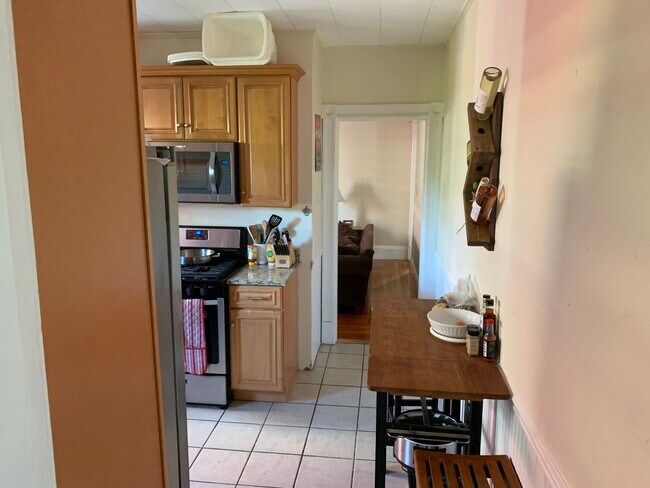 1081 Broadway unit 1, Somerville, MA 02144 - photo 4