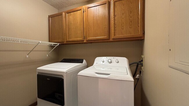 4164 Old Webb Creek Rd, Pittman Center, TN 37876 - photo 4