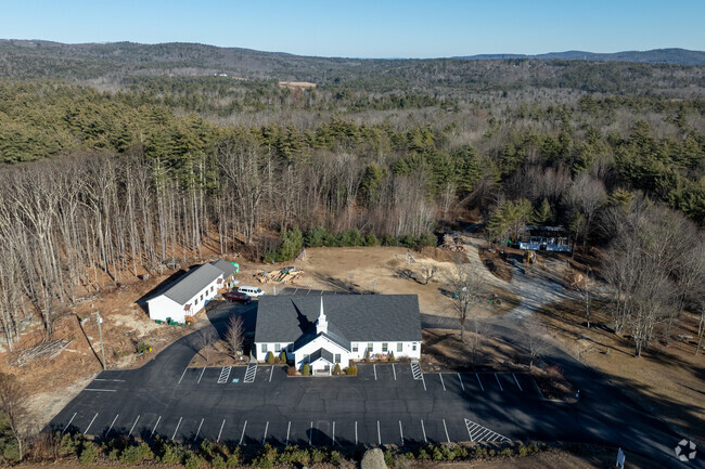 Hillsboro Christian School is a private Christian school in Manchester serving students K-12.