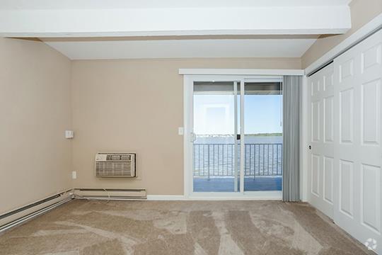 Universe at Mariners Cove, Toms River, NJ 08753 - photo 2