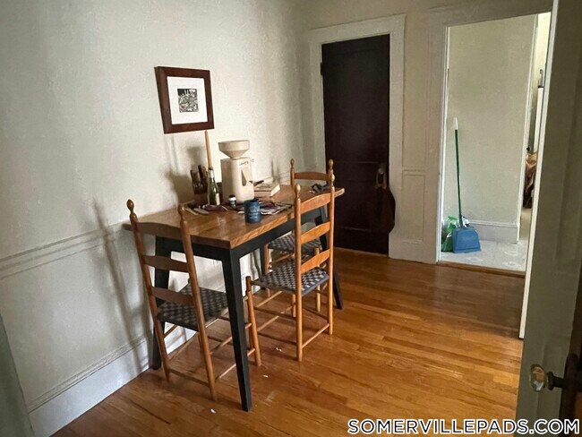 157 Summer St unit 7R, Somerville, MA 02143 - photo 2