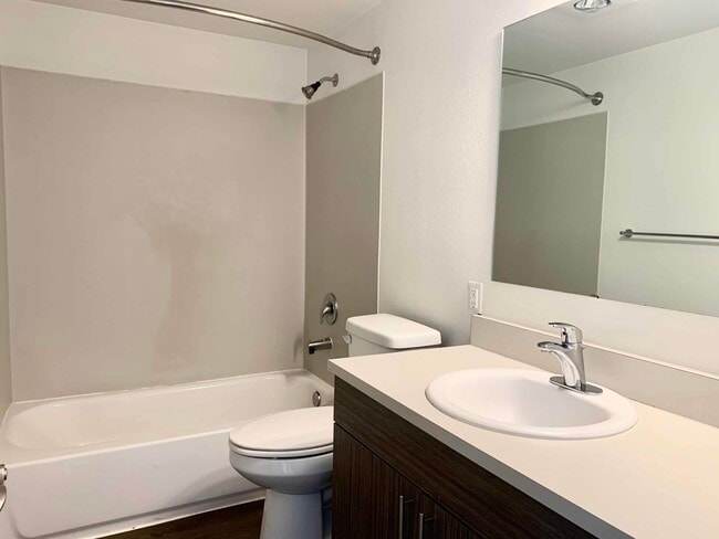 The Hudson, Seattle, WA 98109 - photo 7