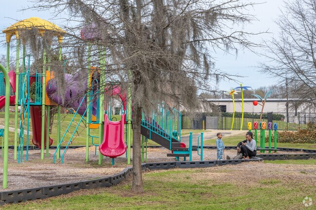 Selma's Riverfront Park is an ideal destination for families, offering a vibrant green space where children can play and explore.