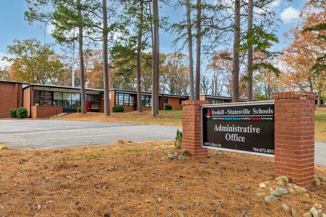 Iredell-Stateville Schools help to provide successful educations to local students.