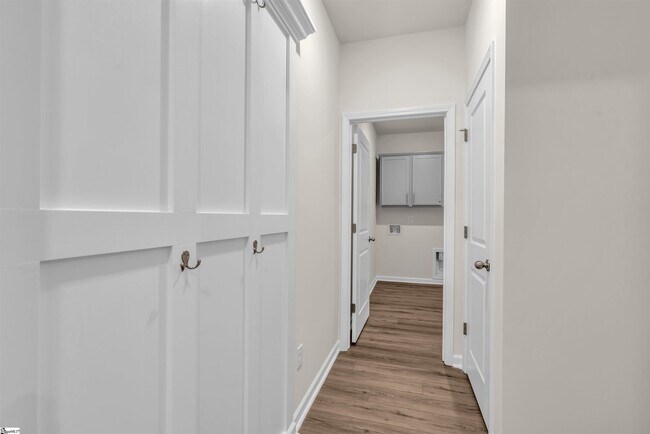 2032 Halton Oaks Dr, Spartanburg, SC 29303 - photo 5