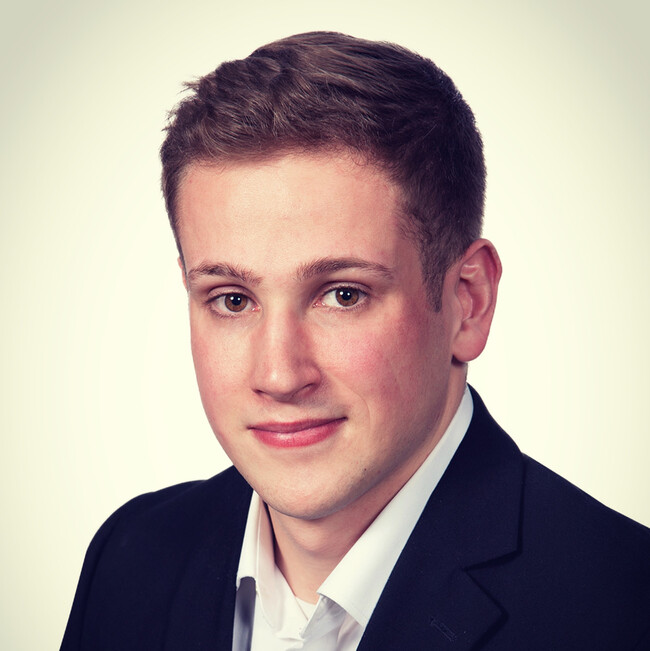 Agent Photo