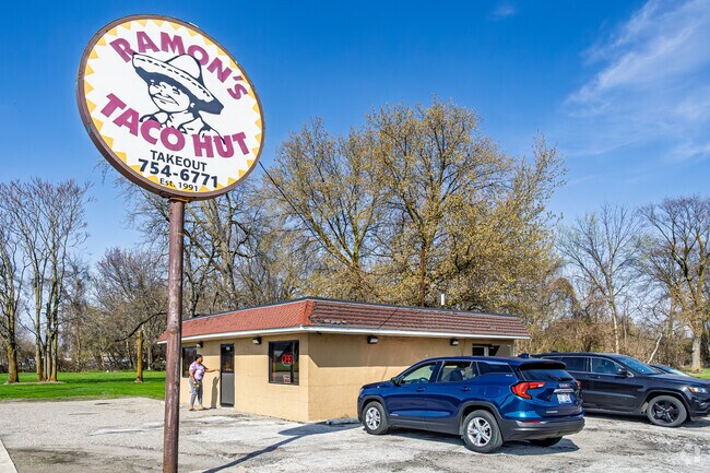 Ramon's Taco Hut is a quick stop along Washington Ave for Northeast diners.
