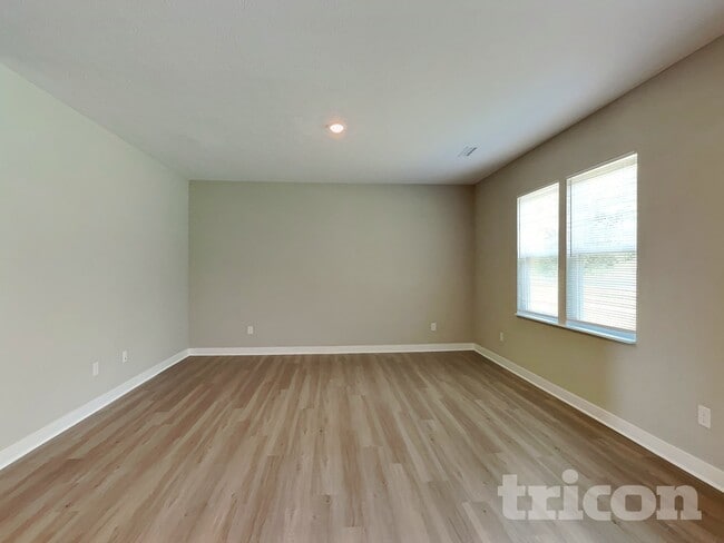 4628 W Mineral Ln, New Palestine, IN 46163 - photo 3