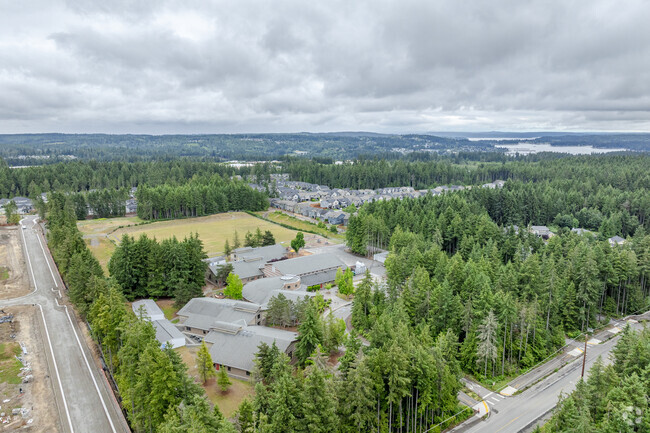 Vinland Elementary School offers P,K-5 to Poulsbo residents.