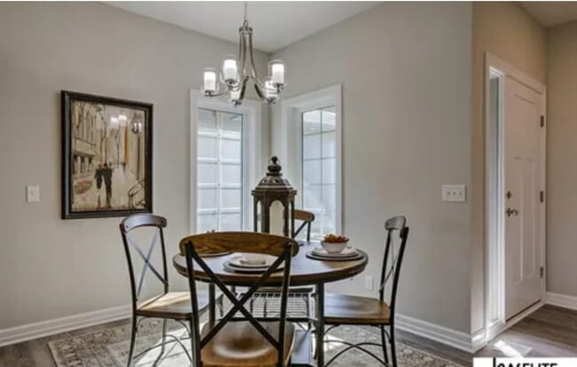 16070 Hadan Dr, Bennington, NE 68007 - photo 2