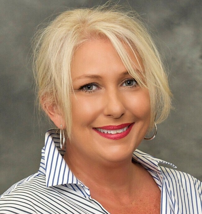 Tracy Hoopingarner