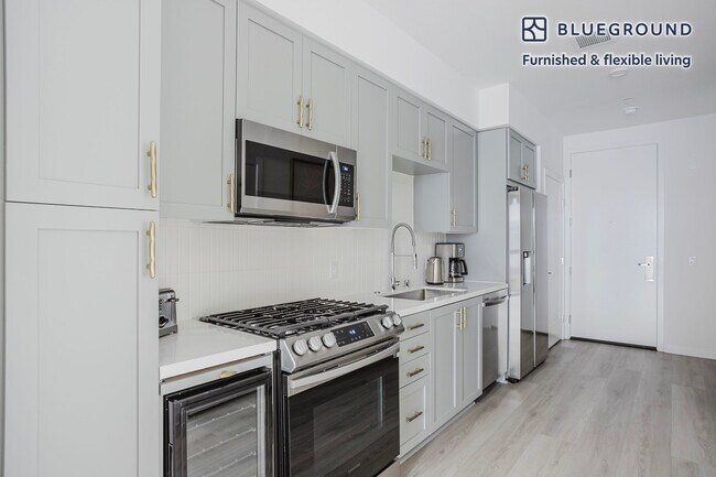 201 The Promenade N unit FL7-ID1257, Long Beach, CA 90802 - photo 4