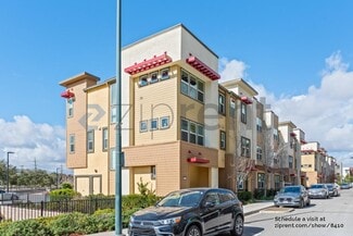 5572 Campbell Ln, Dublin, CA 94568