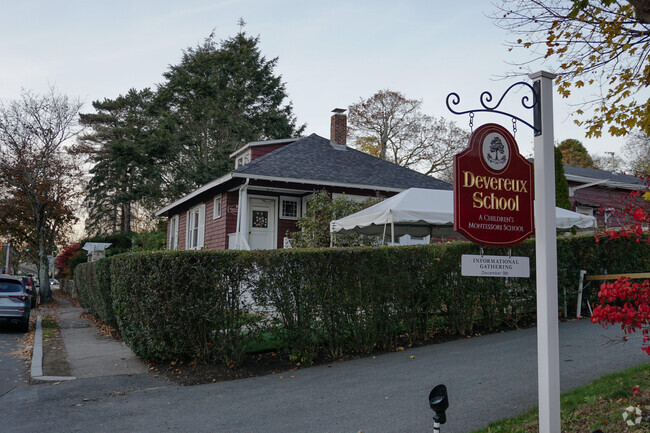 Devereux School provides education in the neighborhood of 
Marblehead.