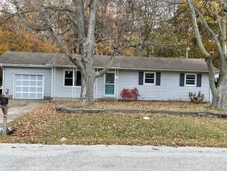 620 Lawrence Dr, Mt Zion, IL 62549