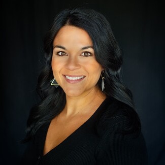 Shanelle Amstutz