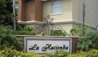 18304 NW 68th Ave, Hialeah, FL 33015