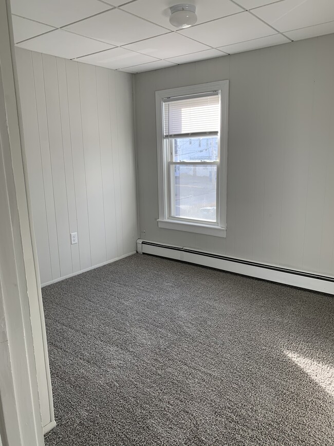 18 Fisher St unit 2, North Attleboro, MA 02760 - photo 5