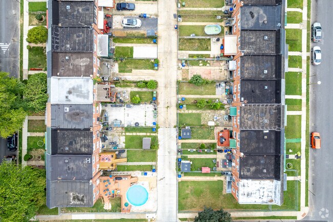 Some Rognel Heights houses include narrow front and back yards.