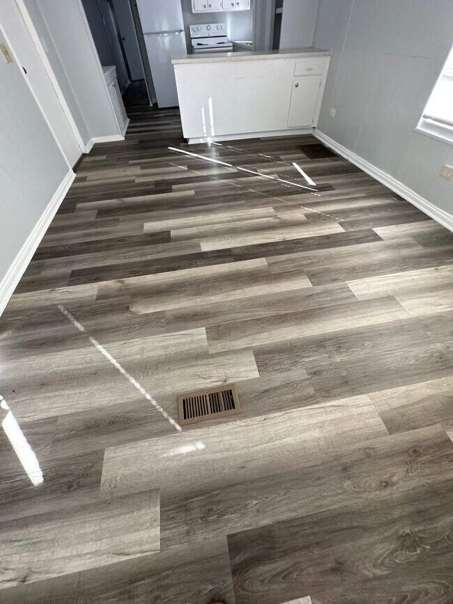 7663 Bentwillow Dr, Jacksonville, FL 32244 - photo 7