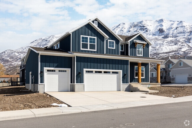 Craftsman styled homes, with sidewalks, can be found in the Monkey Town neighborhood.