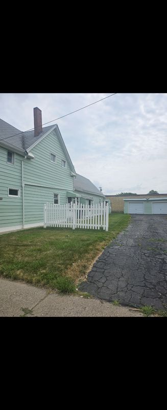 769 S Ogden St, Buffalo, NY 14206 - photo 2